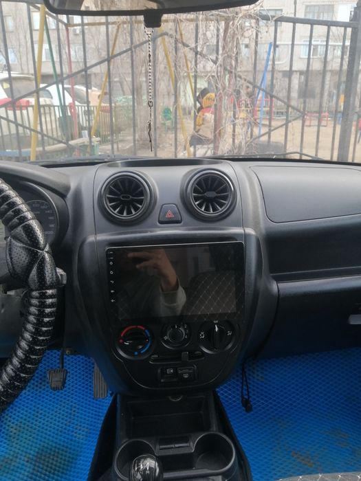 Лада Гранта 2013 год