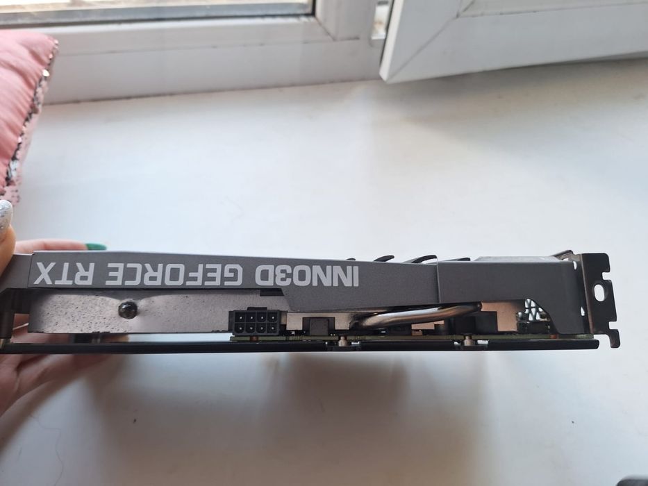 Продам видеокарту RTX 3050