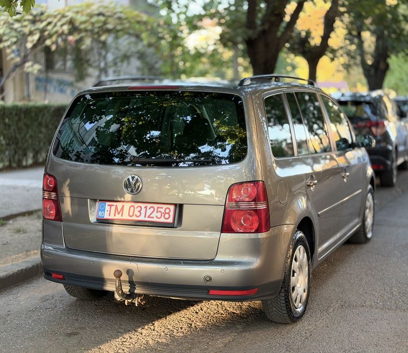 VOLKSWAGEN Touran 2008 — imagine 3