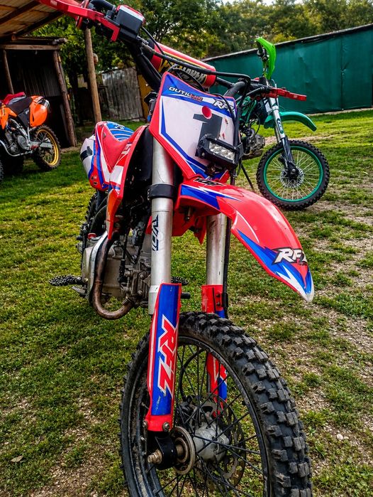 Cross rfz 150cc .