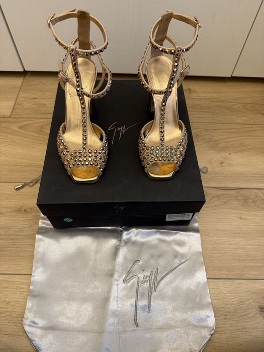 Sandale Giuseppe Zanotti Angie 35