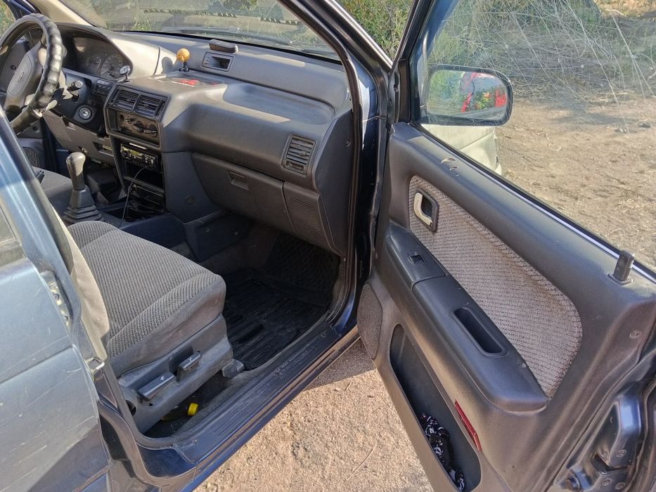 Продам Mitsubishi Space Wagon, 7-местный