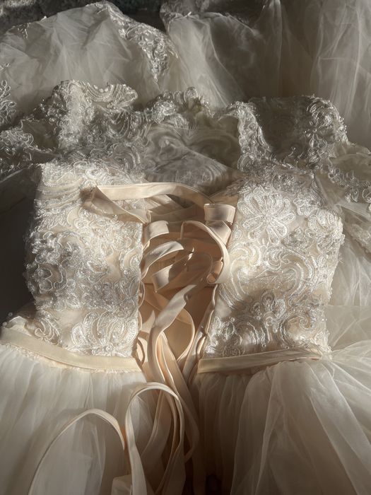 Свадебное платье срочно продам!