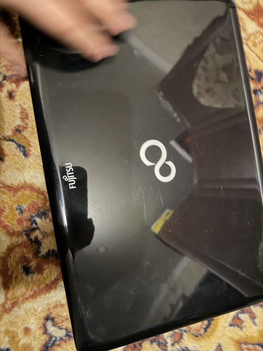 ПРОДАМ 3 ноута СРОЧНО!!!