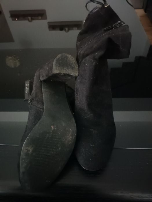 Botine negre cu fermoar