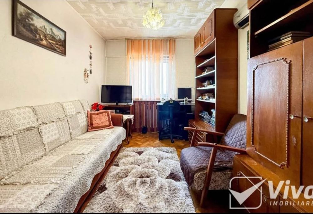 Vând apartament 4 camere Pacurari-Esplanada  Mimoza.