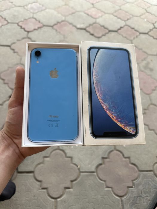 Продам телефон Айфон XR