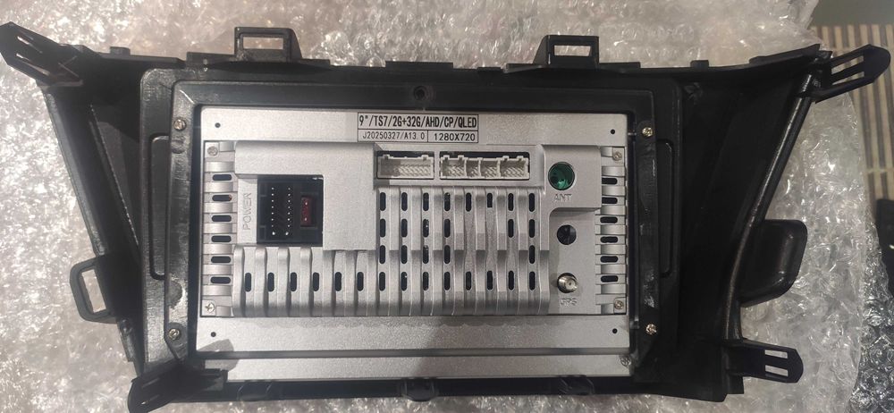 Мултимедия за Toyota Prius V Plus Alpha 2012-2015