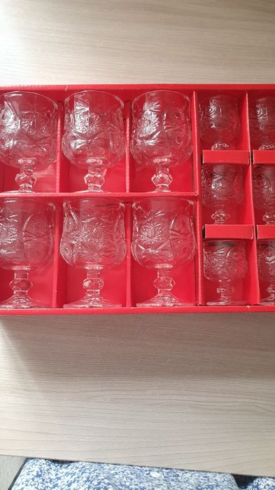 Продам фужеры и рюмки