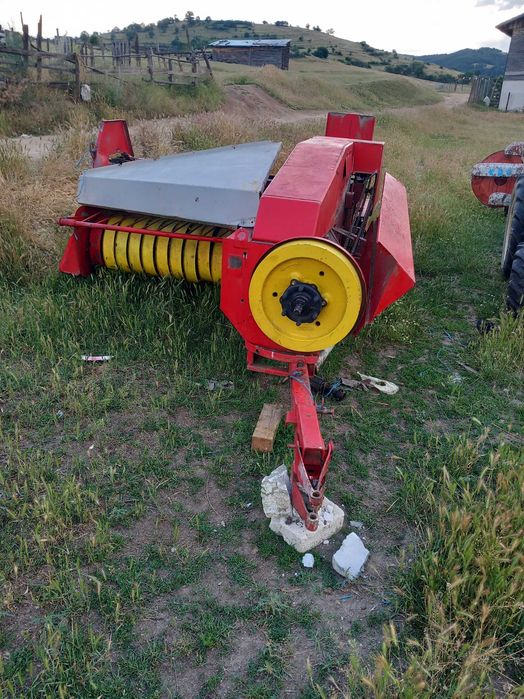 Балировачка new holland 268