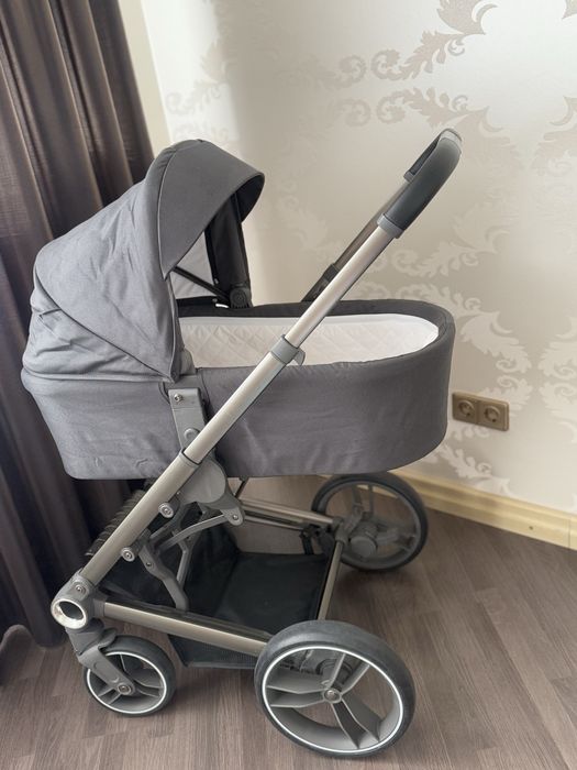 Продам коляску 2в1 TEKNUM очень в хорошем качестве!