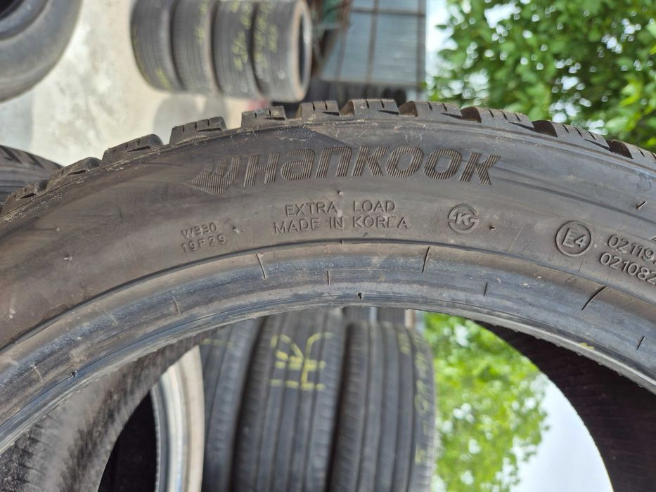 2 Anvelope M+S IARNA - 255/40/18 99V - Hankook Winter I*CEPT EVO 3 - CA NOU - DOT 2023 !