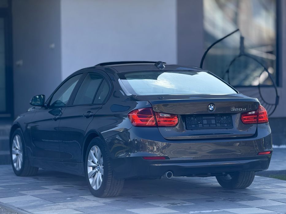 BMW F30 320d Modern-Line / Automat / Trapa / Memorii / Import
