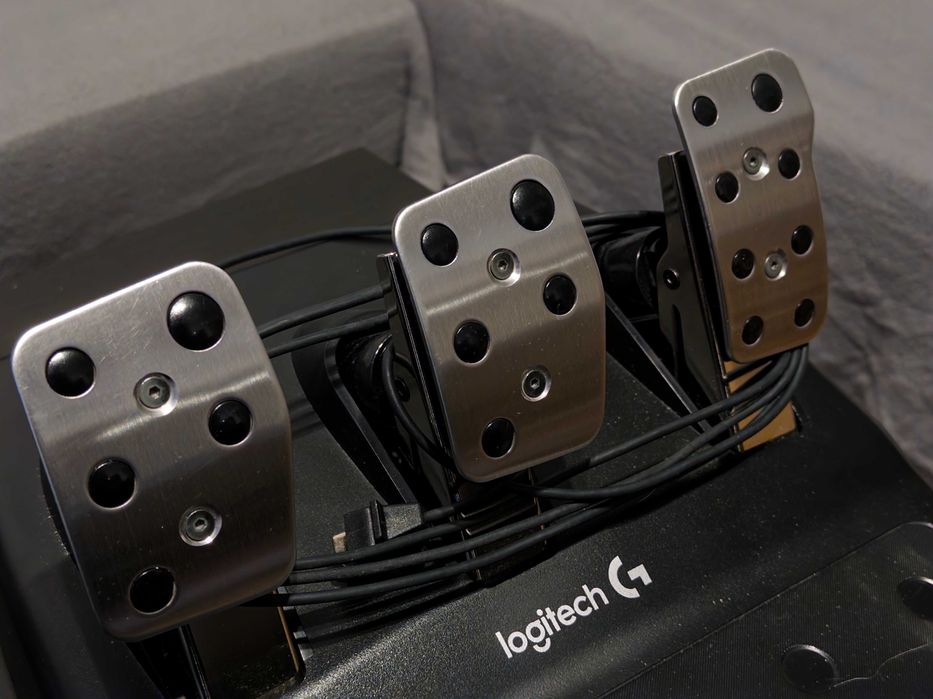 Logitech G29 + shifter + pedale