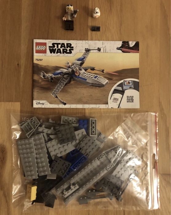 Lego NEXO Knights 70318 Lego STAR WARS 75297 75263