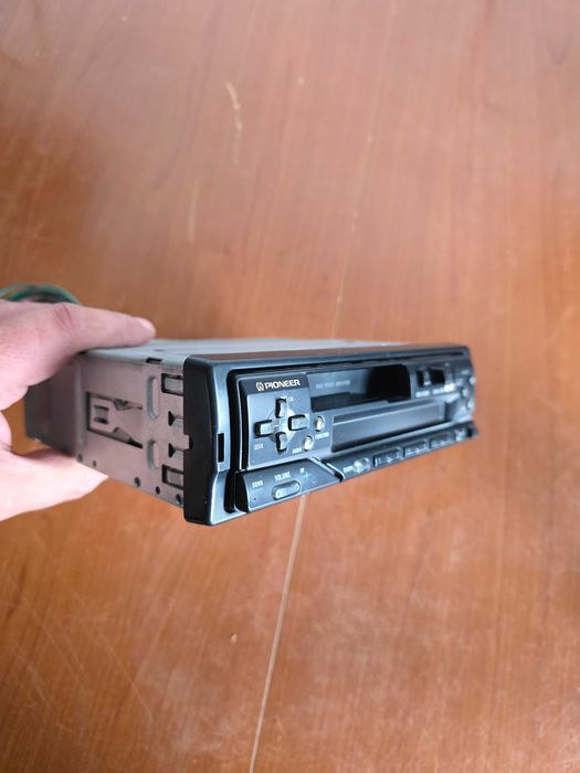 Pioneer KEH-2520R casetofon auto vintage radio cassette player