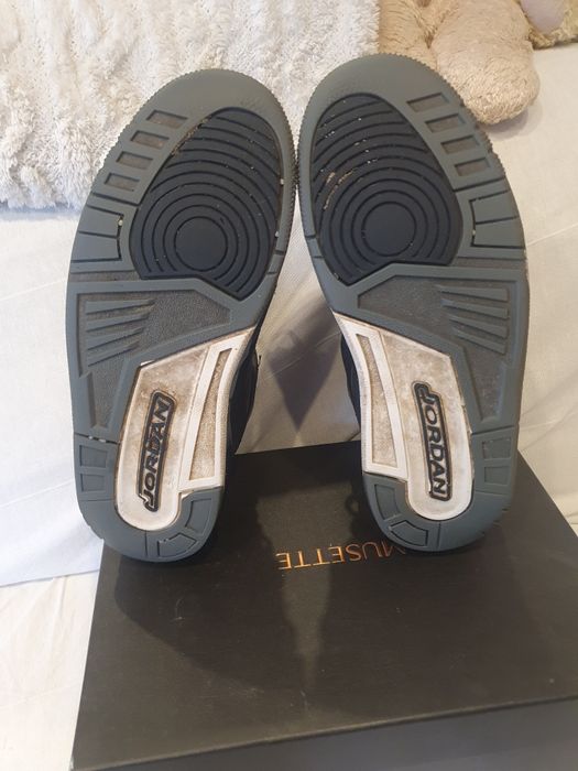 Air Jordan flight