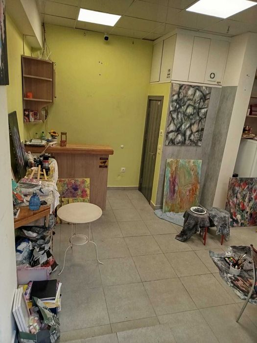 Помещение 25кв.м. под наем в центъра на Варна