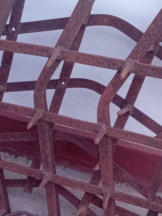 Piese,grapa ,pentru tractor u650