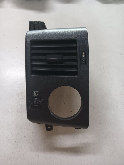 Guri Ventilatie Stanga Fata Mercedes-Benz Sprinter 3,5-T Box 906 2006