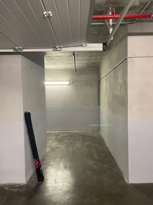 Продава се Гараж / Паркомясто в София, ПЗ Хладилника - 37 кв.м за 1946 €/кв.м - Снимка #3