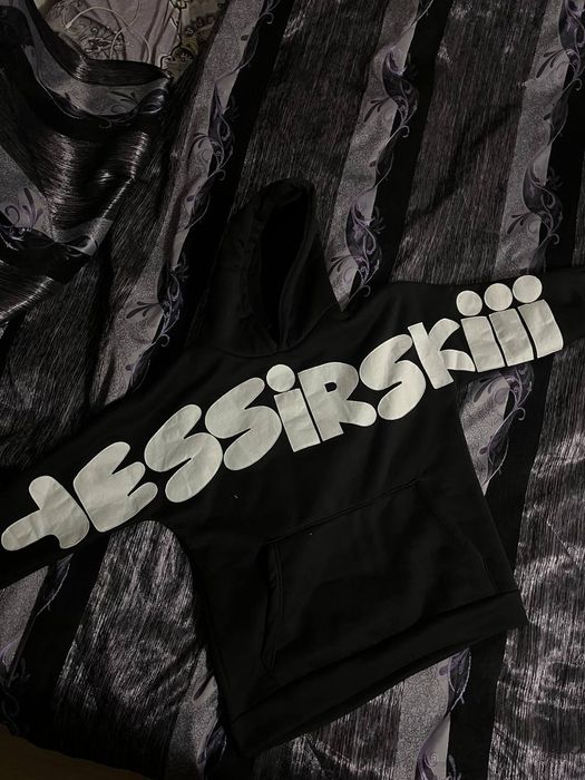 Продаю вещи купите пж