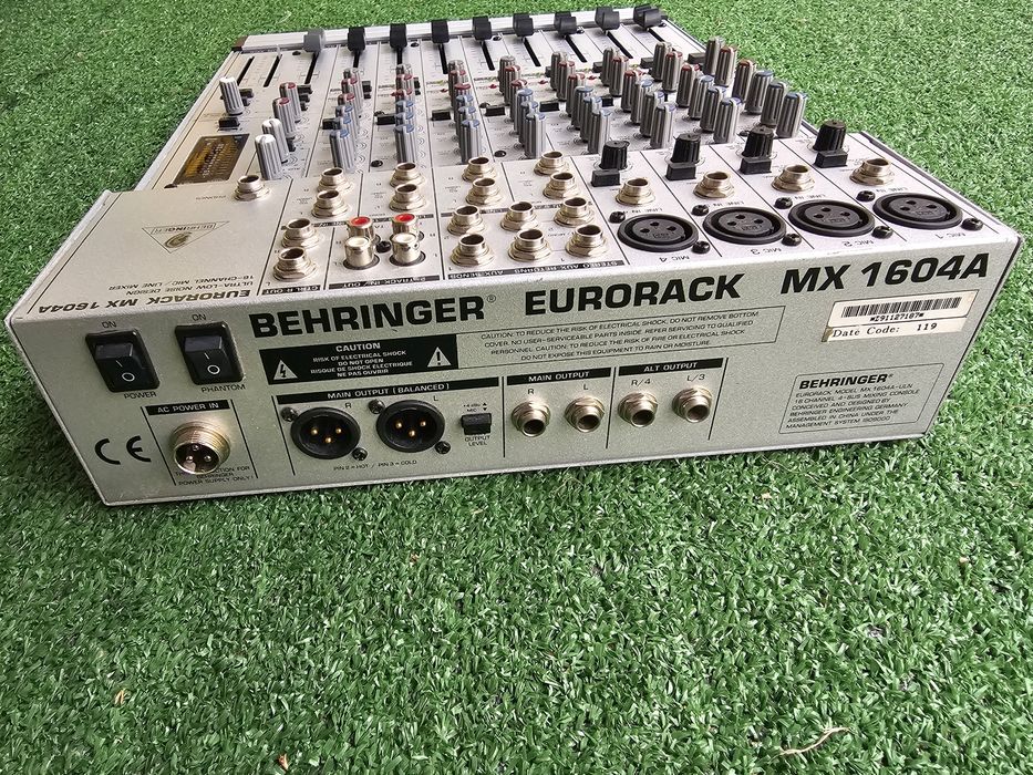 Mixer behringer mx1604A