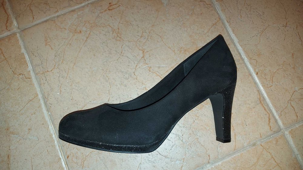 Нови обувки Marco Tozzi 39 номер