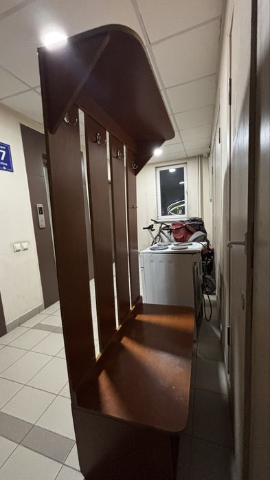 Прихожие шкаф сатылады