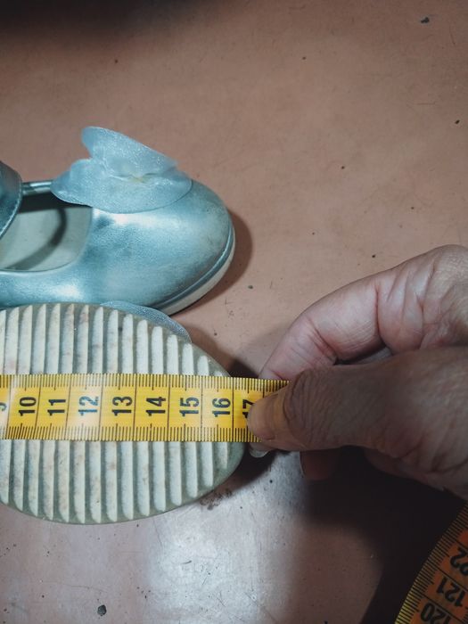 Сандалии для девочки