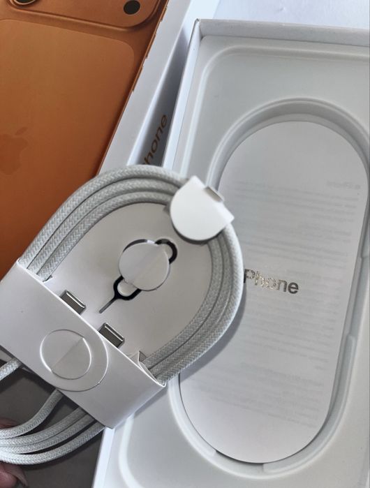 Продам айфон 17 про макс