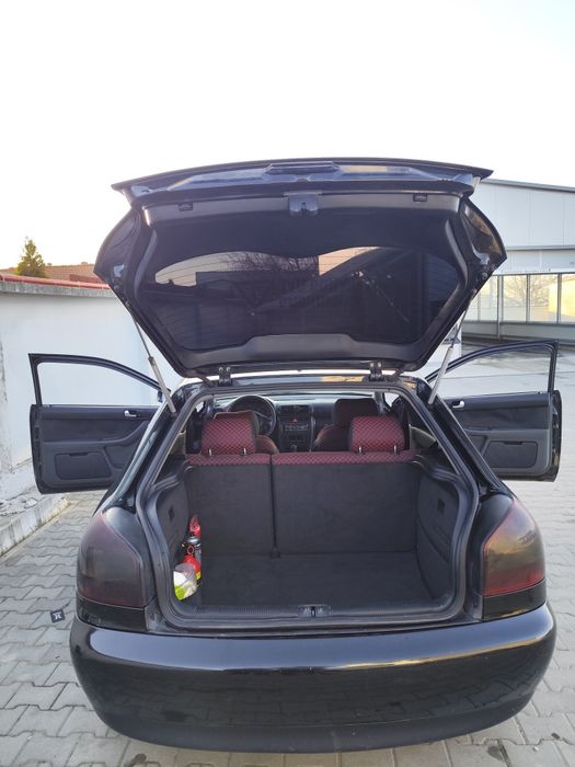 Ауди А3 1.9 90 обслужена и стегната