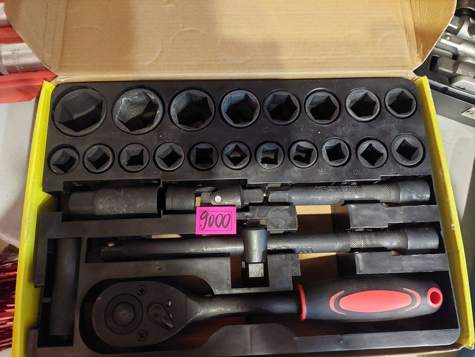 Продам новые наборы инструментов.