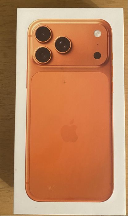 Продам iphone 17