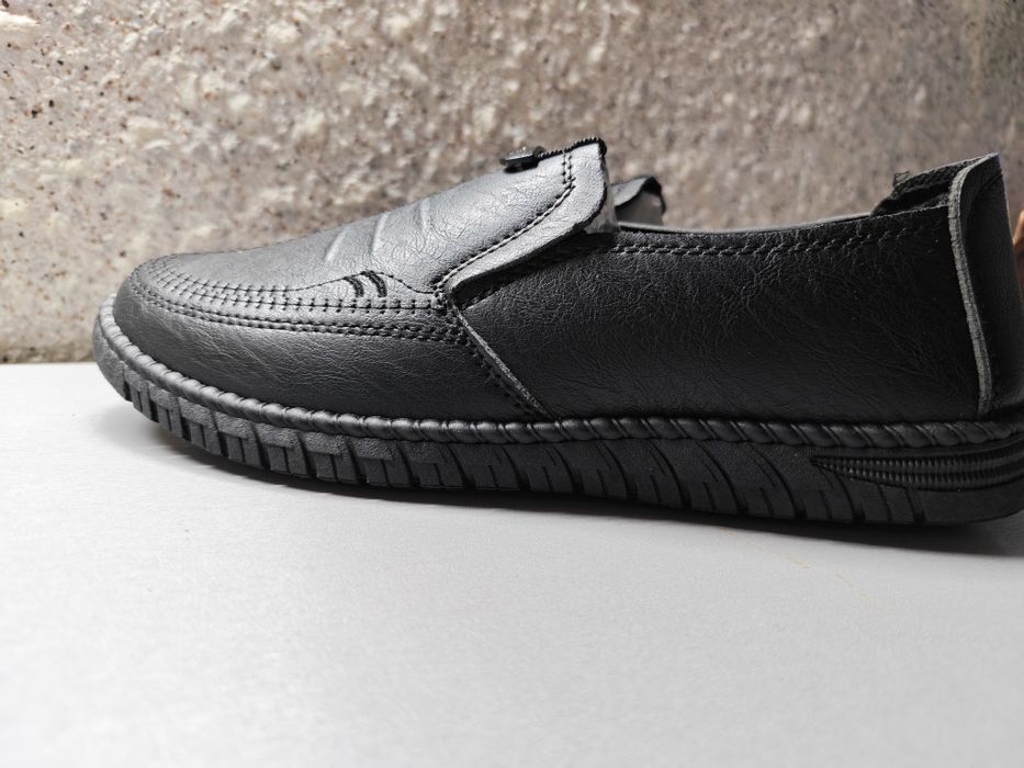 Продам кожаные ботинки 39- 40р