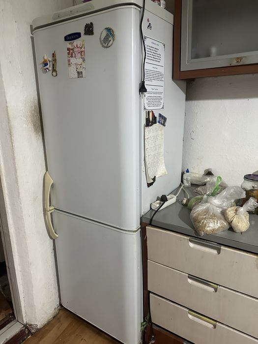 холодильник Бирюса