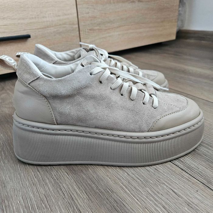 Дамски кецове Галдини