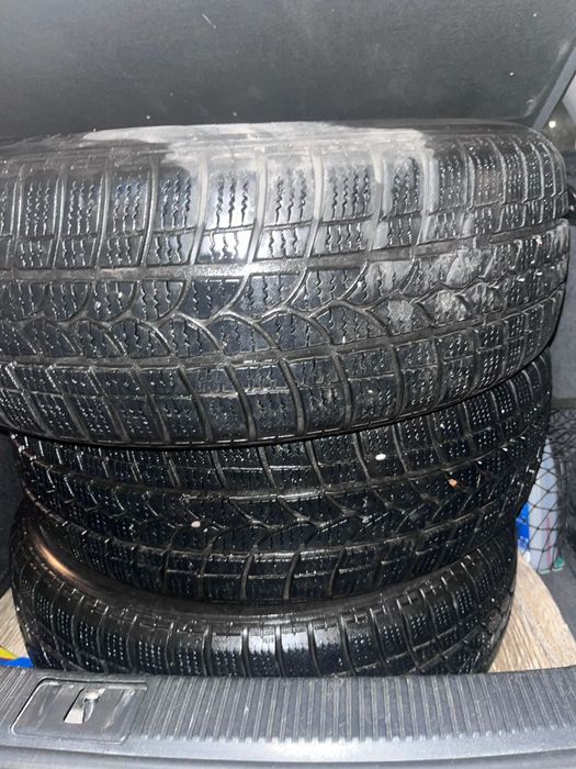 Cauciucuri de vânzare