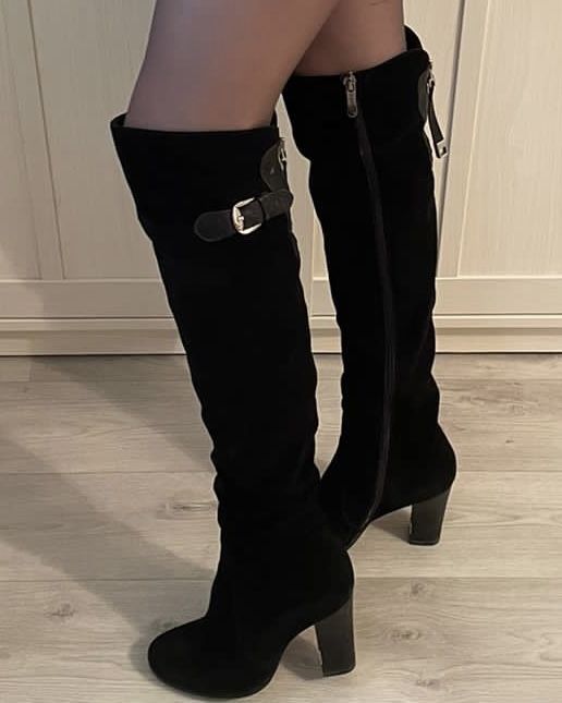 Женские сапоги