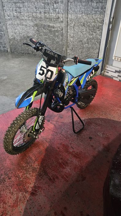 Vând moto cross enduro Ultra