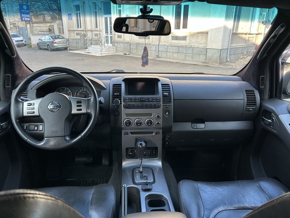 Nissan Pathfinder 2.5D