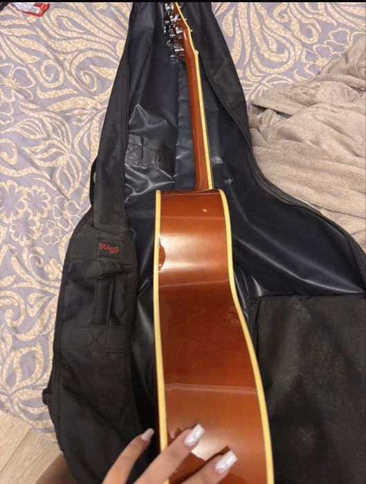 гитара акустическая