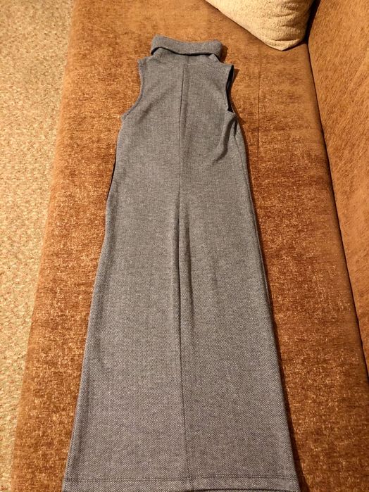 Дамска рокля Stradivarius;