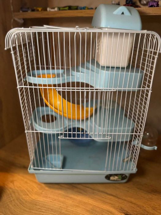 Продам клетки для хомяков