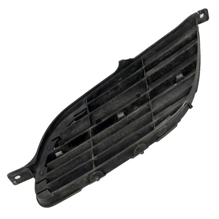 Решетка Nissan Almera Tino (V10)  ID: 157905