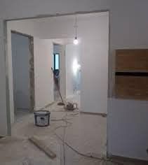 Echipa construcții interioare/exterioare