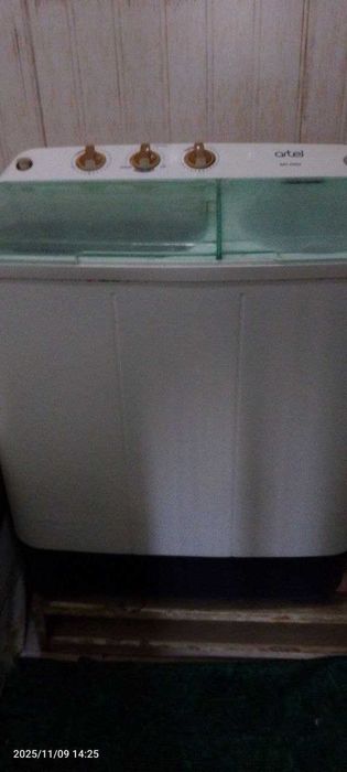 Полуавтомат кир машина сотилади