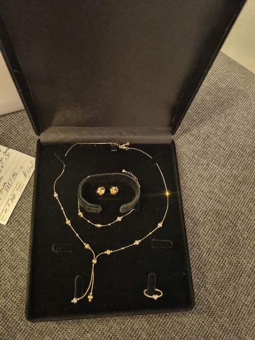 Бижута от жълто, бяло и розово злато - колие, гривна, обици, пръстен