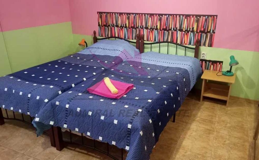 Дава се под наем Едностаен апартамент в Варна, Морска градина - 25 кв.м за 275 € - Снимка #1