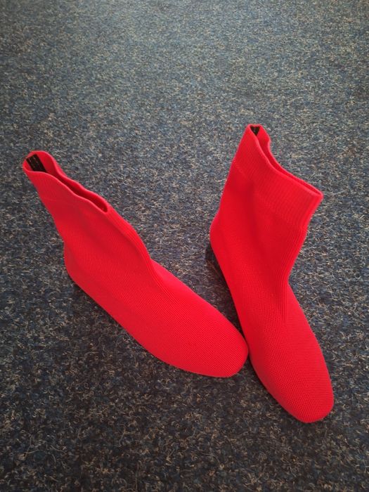 Botine roz marime 37